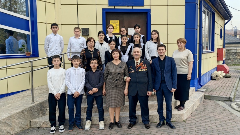 Встреча учащихся школы с.п. Шордаково с ветераном федеральной службы безопасности, членом Совета ветеранов УФСБ России по Кабардино-Балкарской Республике Борисом Тугановичем Хагундоковым