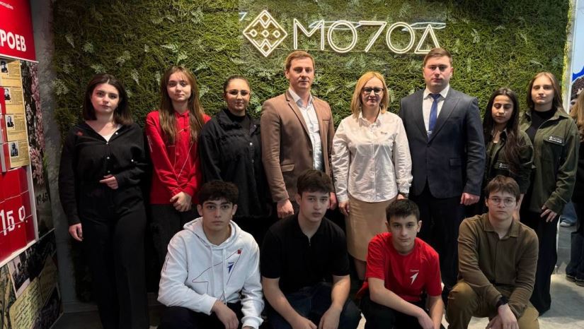 Сегодня на базе Республиканского дома молодежи состоялось торжественное открытие творческой резиденции  «Таврида.АРТ»