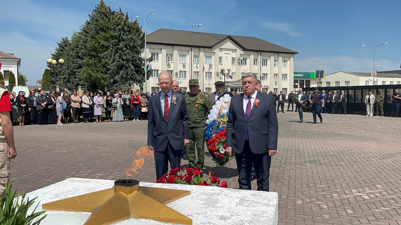 Сегодня в Зольском районе состоялась торжественная встреча участников республиканского автопробега, посвященного 81-й годовщине Победы в Великой Отечественной войне