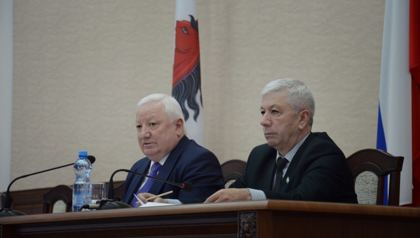 Сегодня в администрации Зольского района состоялось заседание антитеррористической комиссии под председательством исполняющего обязанности главы администрации Руслана Гятова
