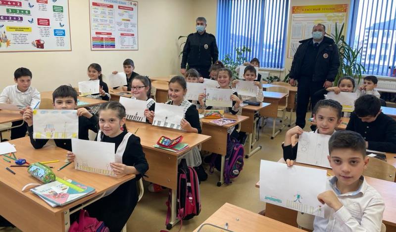 Профилактическая акция «Засветись-стань заметнее на дороге!»