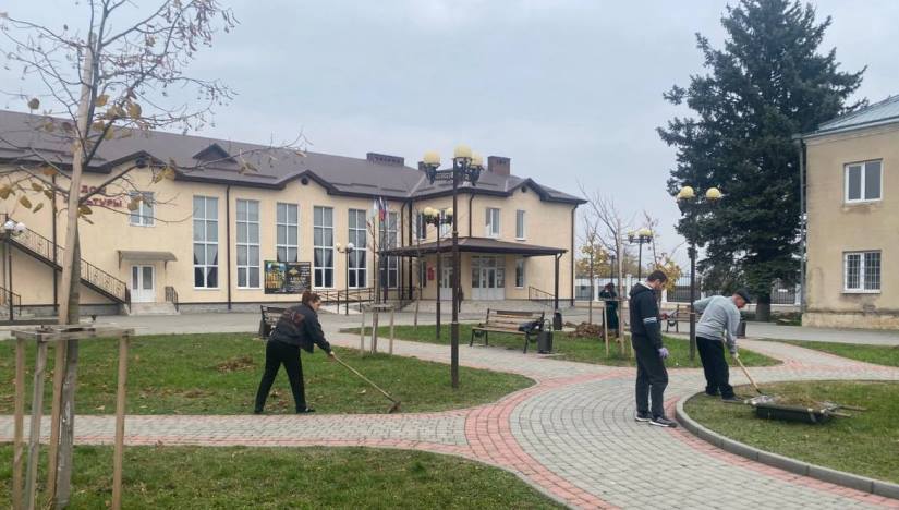 В Зольском районе прошел масштабный общерайонный субботник, в котором приняли участие около 900 человек